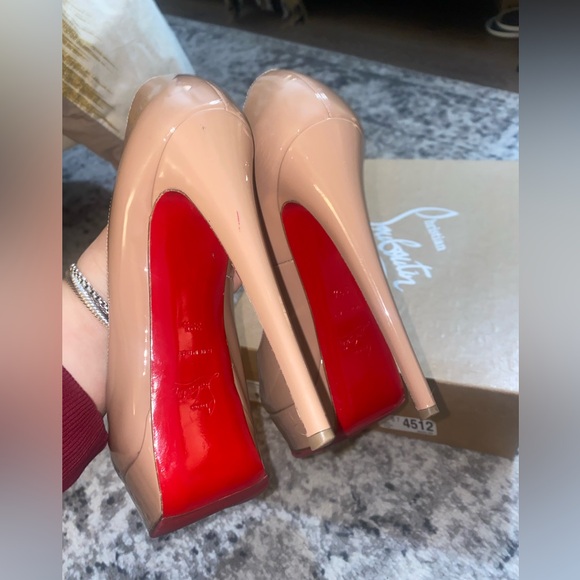 Christian Louboutin Lady Peep Nude Heel - Picture 6 of 10